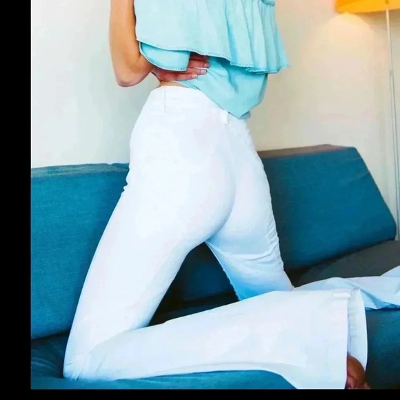 - REVICE White Jeans Star butt print boot cut stretch midrise nwt size 8 medium - Picture 1 of 12